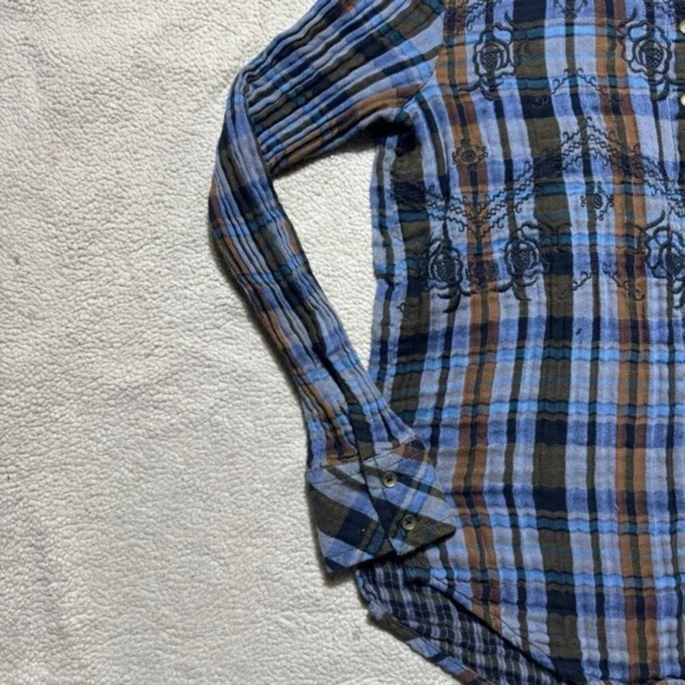 Free People Top Womens XS‎ Blue Plaid Button-Up Tunic Floral Embroidery Collared